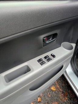 Subaru Justy 1.0 (Toyota motor) - 2009 - 51 kW - 14