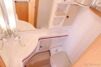 Hobby De Luxe 440 SF R.v. 2007 Stanová předsíń - 14