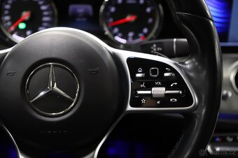 Mercedes-Benz E200 2.0 135kW - otevřeno celý víkend do 20:00 - 14