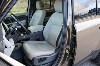 Land Rover Defender 3.0 I6 MHEV A/T AWD EXPEDITION PACK DPH - 14