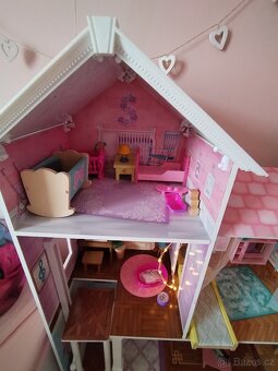 Velky dum pro barbie/panenky+vybava a panenky - 14
