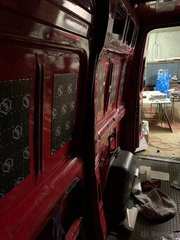Obytná dodávka - Ford Transit L2H2 - 14