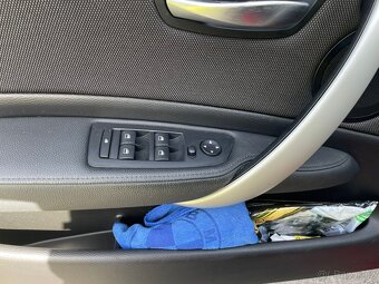 BMW i120d. 2009 - 14