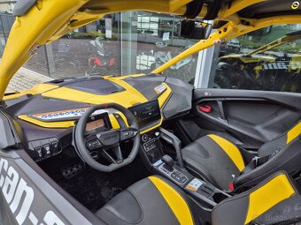 CAN-AM Maverick R - 14