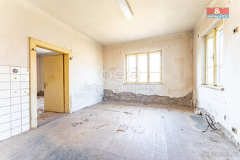 Prodej rodinného domu, 180 m², Libenice - 14