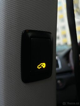 Seat Alhambra 2.0 TDi Automat 121k km 7 míst - 14