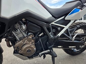 HONDA CRF 1100A AFRICA TWIN 2021 MANUÁL - 14