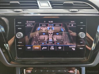 VW Touran DSG HIGHLINE LED ACC NAVI VYHŘ.SEDAČKY TAŽNÉ - 14