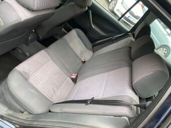 Škoda Octavia Combi 1.9TDI 81kW klima tempomat park.senzory - 14