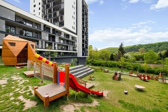 Byt 2+kk 58 m2,lodžie 7 m2, garáž, 9.patro Praha 4 Modřany - 14