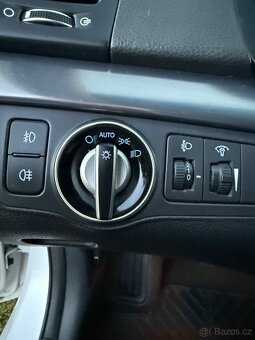 Hyundai i40 1.7 CRDi 100kw - TOP STAV - 14