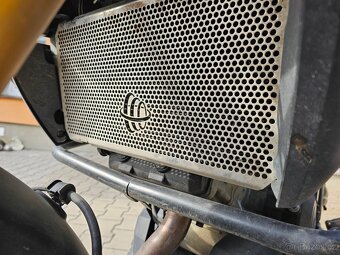 Suzuki DL1000 V-Strom - 14