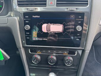 VW Golf 7 2.0 TDI 110kW DSG Full LED Navigace Park. senz. - 14