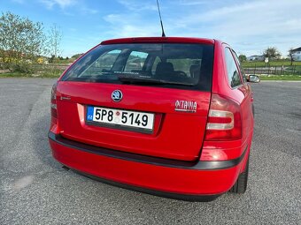 Škoda Octavia combi  1,6i 75kw - 14