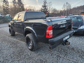 Toyota Hilux 2.5 D 4x4 106 kW koup. v CZ - 14