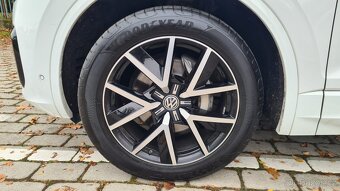 VW Touareg R-line 3,0TDI / 210kW CZ prodej - 14