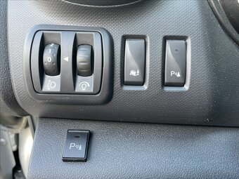 Renault Trafic, 2,0 dCI 125 kW, L1H1, DPH, tažné zařízení - 14