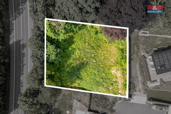 Prodej pozemku k bydlení, 991 m², Hrob, ul. Husova - 14