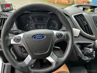 Ford Transit JUMBO chlaďák - poškozený motor - 14
