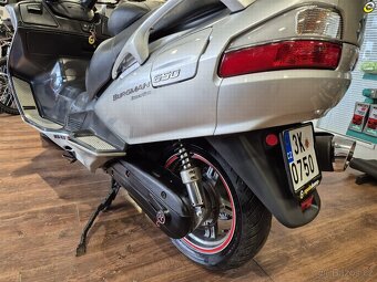Suzuki Burgman 650 Executive - 14
