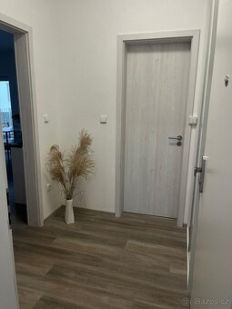 Pronájem bytu 2 kk, 54 m2, novostavba EDEN Rožnov - 14