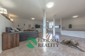 Prodej multifunkční dům 361 m2, pozemek 1276 m2 - Kostelec n - 14