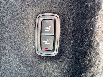 Porsche Cayenne 3.0TDiV6 vzduch ČR DPH servis - 14