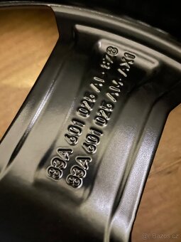 Original zimni alu Audi Q3 5x112 + 215/65/17 98% - 14