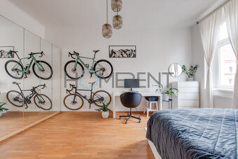 Prodej - krásný a světlý byt 2+kk (45 m²) po rekonstrukci, P - 14