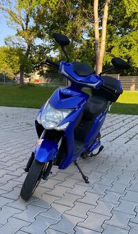 Elektroskutr bez ŘP Elektropower Nova M3 - 14