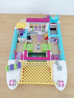 Lego 41317 - Friends - Katamarán Sunshine - 14
