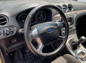 Ford S-Max 2,0 107 kW Top Stav - 14