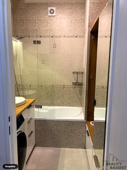 Pronájem bytu 2+1 70 m² s balkónem, ul. Musílkova, Praha - K - 14