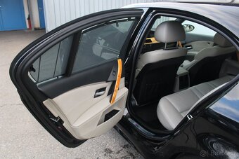 BMW E60 M5 5.0 V10 - 14