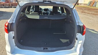 Ford Focus ST250 kombi 184kw 2015 1.majitel - 14