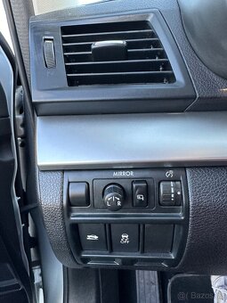 Subaru Legacy - 14