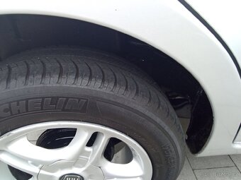 Fiat Panda benzín, centrál s DO, klima,kamera - 14