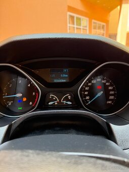 Ford Focus Universal 1.8 TDCi - 14