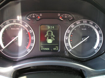 ŠKODA OCTAVIA II COMBI RS 2.0 TDi 125KW RV-12/2008 - 14