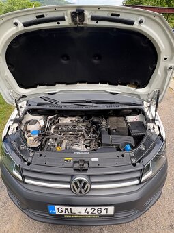 VW caddy 2.0 TDI 75KW r.v2017 druhý majitel - 14