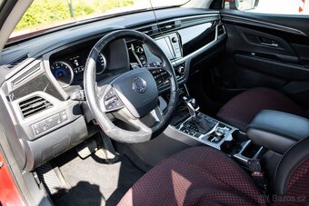 Na predaj SsangYong Korando 1.5 Turbo e-XGI 163k Style+ AWD - 14