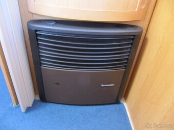 Prodám karavan Adria 462 DP,r.v.2002 + mover + předstan. - 14