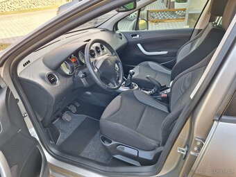 Peugeot 308 SW 7místné - 14