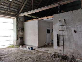 Zrušený zemědělský areál ke komerčnímu užití - 14