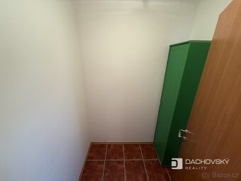 Pronájem rodinného domu 191 m², pozemek 400 m² - 14