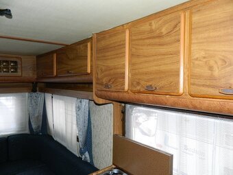 Dvouosý karavan Hymer Eriba - 14