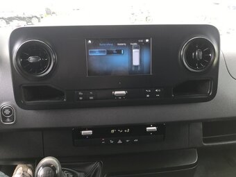 Mercedes-Benz Sprinter 316 mixto 5-6 míst, 2.2 - 14