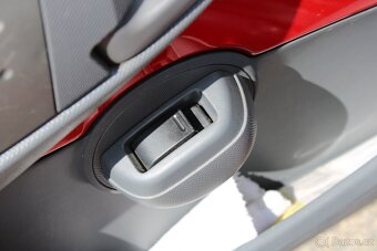 Toyota Aygo, 1,0i 48KW, STK, r.v. 2006, ČR - 14