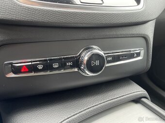 Volvo XC90 PLUG-IN HYBRID T8 Recharge Inscription, Tažné - 14