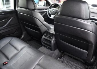 BMW Řada 5 530d xDrive - 14